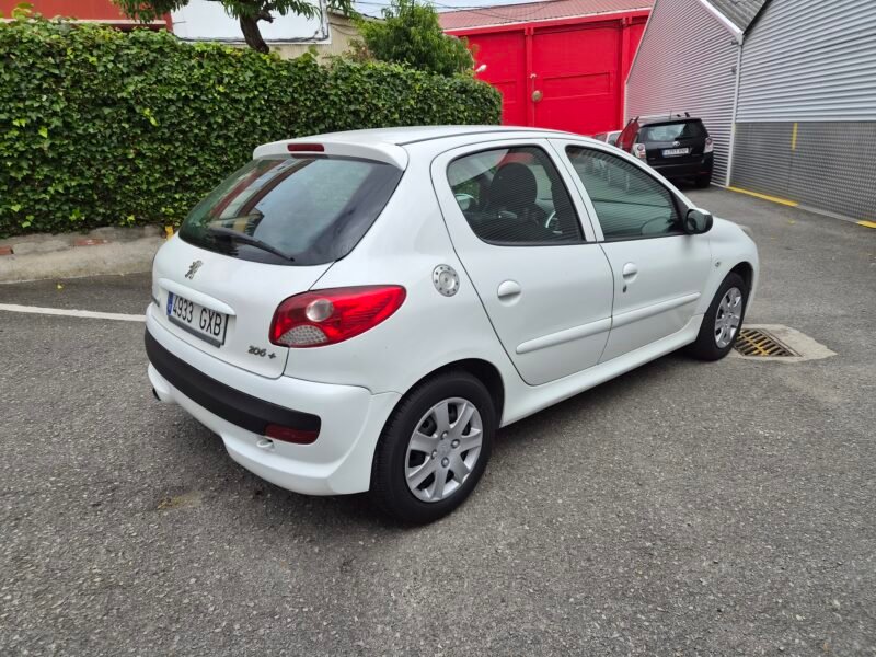 PEUGEOT 206 1.4 HDi Exclusive 5p.