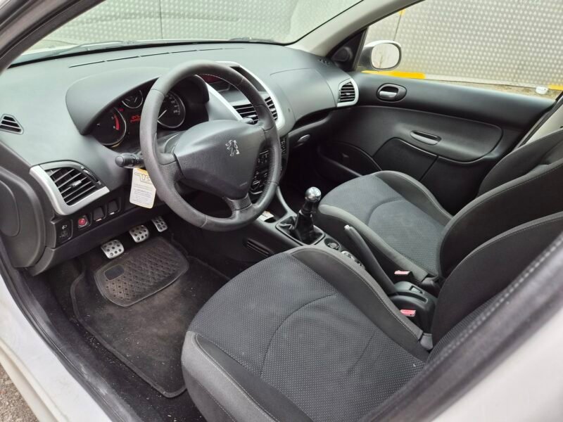 PEUGEOT 206 1.4 HDi Exclusive 5p.