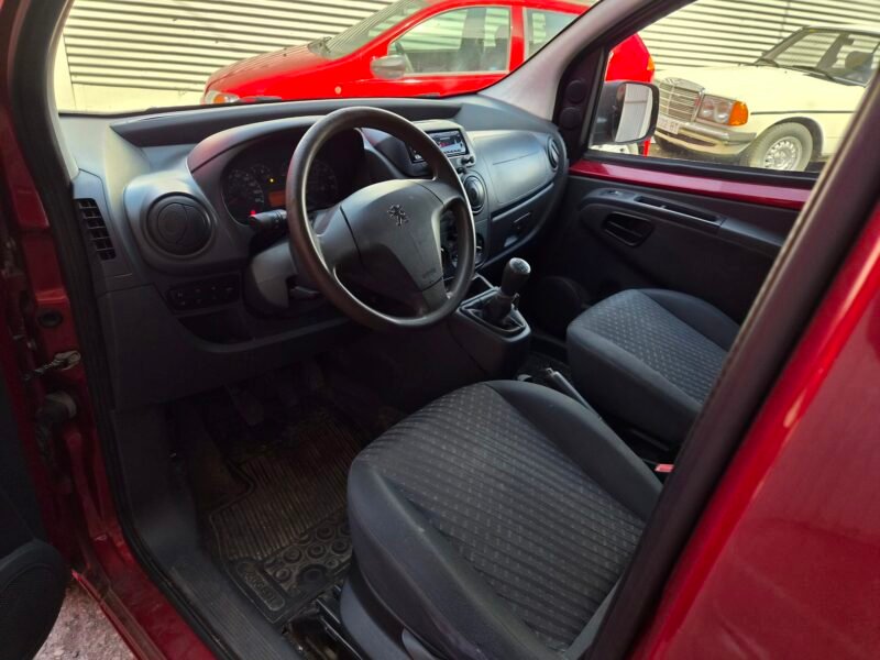 PEUGEOT Beeper 1.4 HDi Exclusive 5p.
