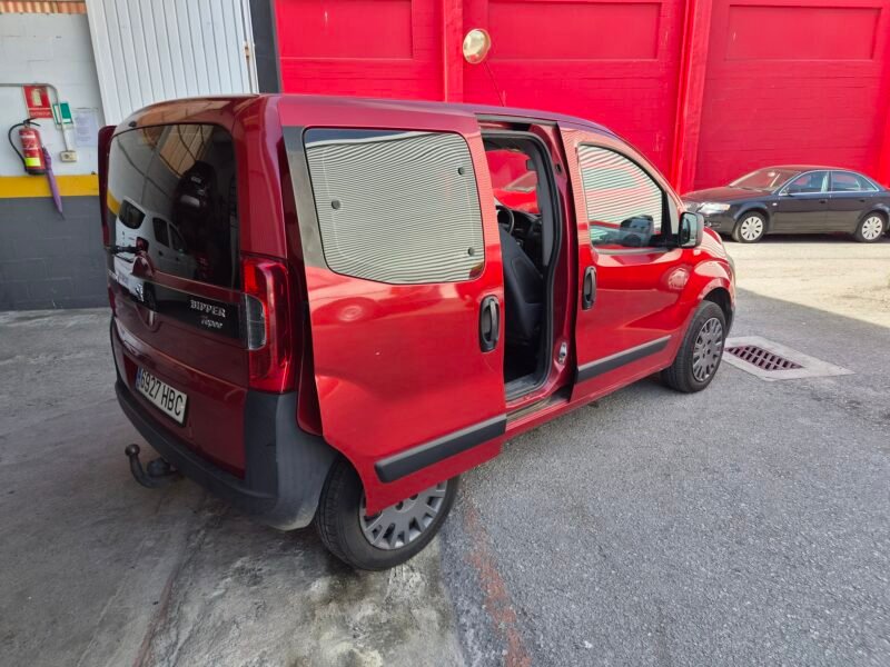 PEUGEOT Beeper 1.4 HDi Exclusive 5p.